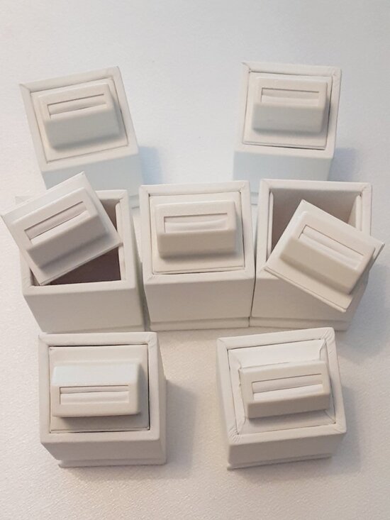 Ring Displays Other - NEW 7 hidden compartment single ring displays